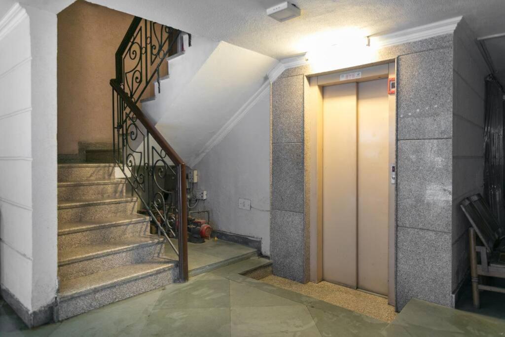 ניו דלהי Tree Of Life Bed & Breakfast מראה חיצוני תמונה